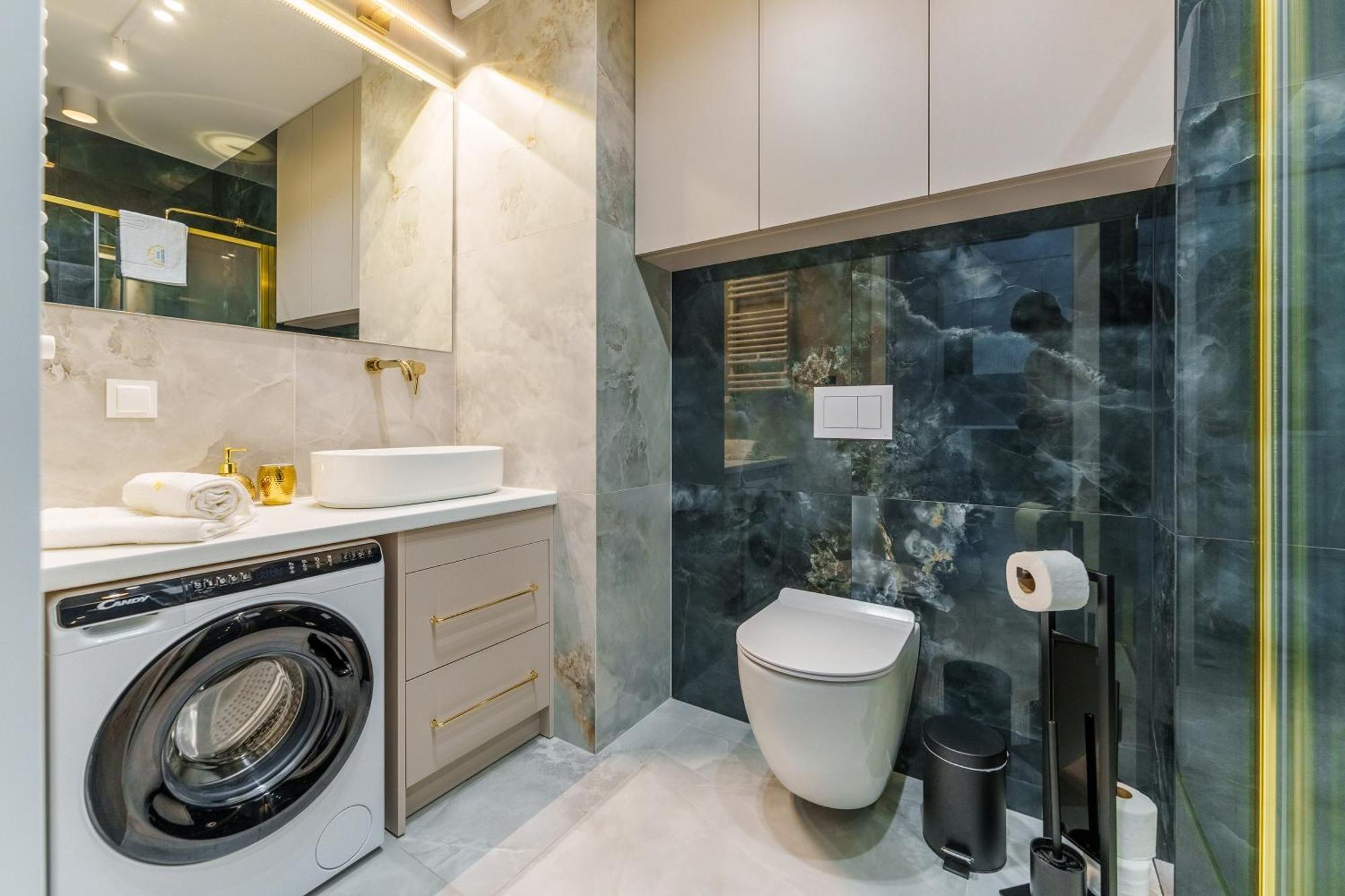 Apartament Delux Kasprowicza 20C Prywatny Parking Basen Sauna Oraz Silownia W Cenie Kołobrzeg Buitenkant foto